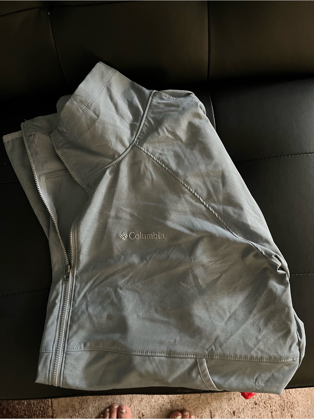 Columbia Women’s XL Light Blue/Gray Full-Zip Jacket with cinch back detail